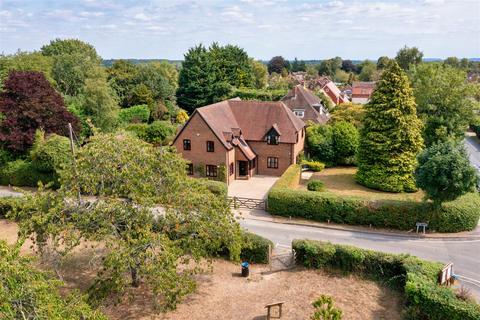 Pond House Cox Lane, Stoke Row, Henley-on-thames, RG9 5QG