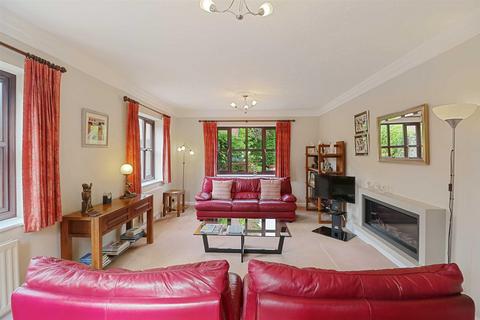 Pond House Cox Lane, Stoke Row, Henley-on-thames, RG9 5QG