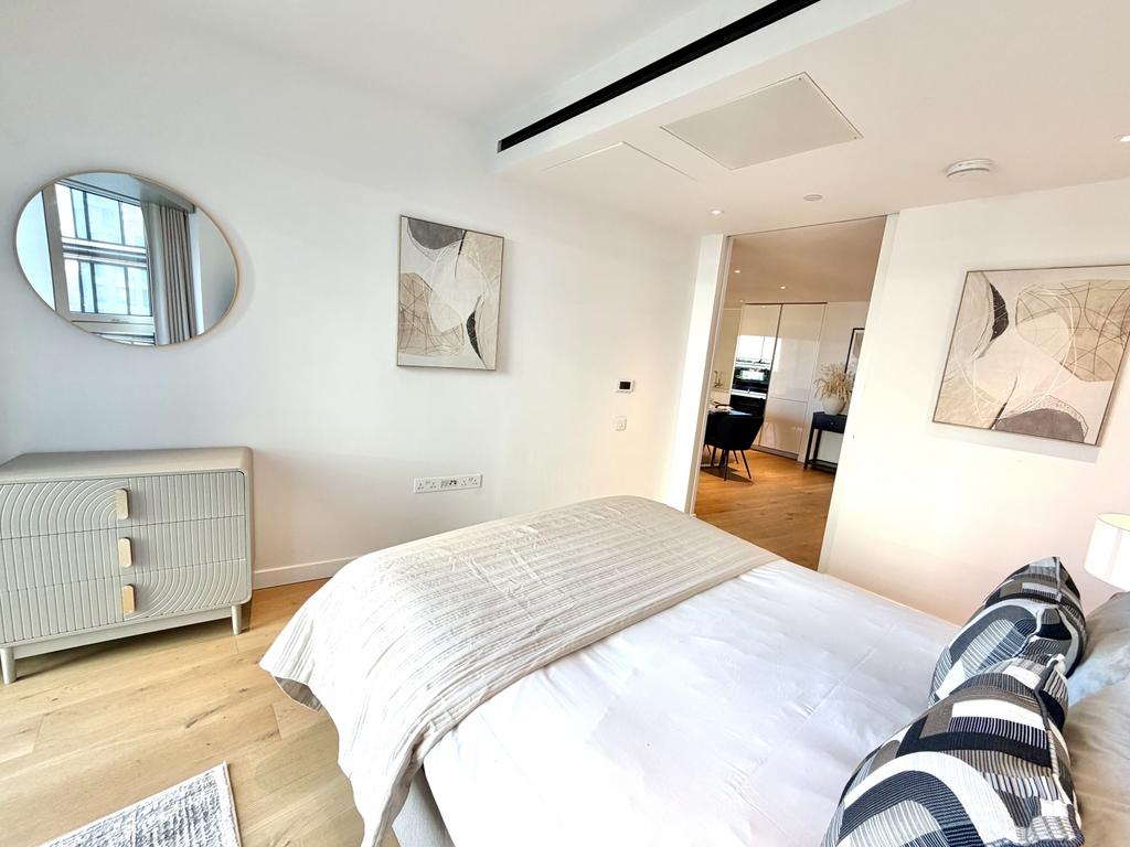 3rd Bedroom (5)