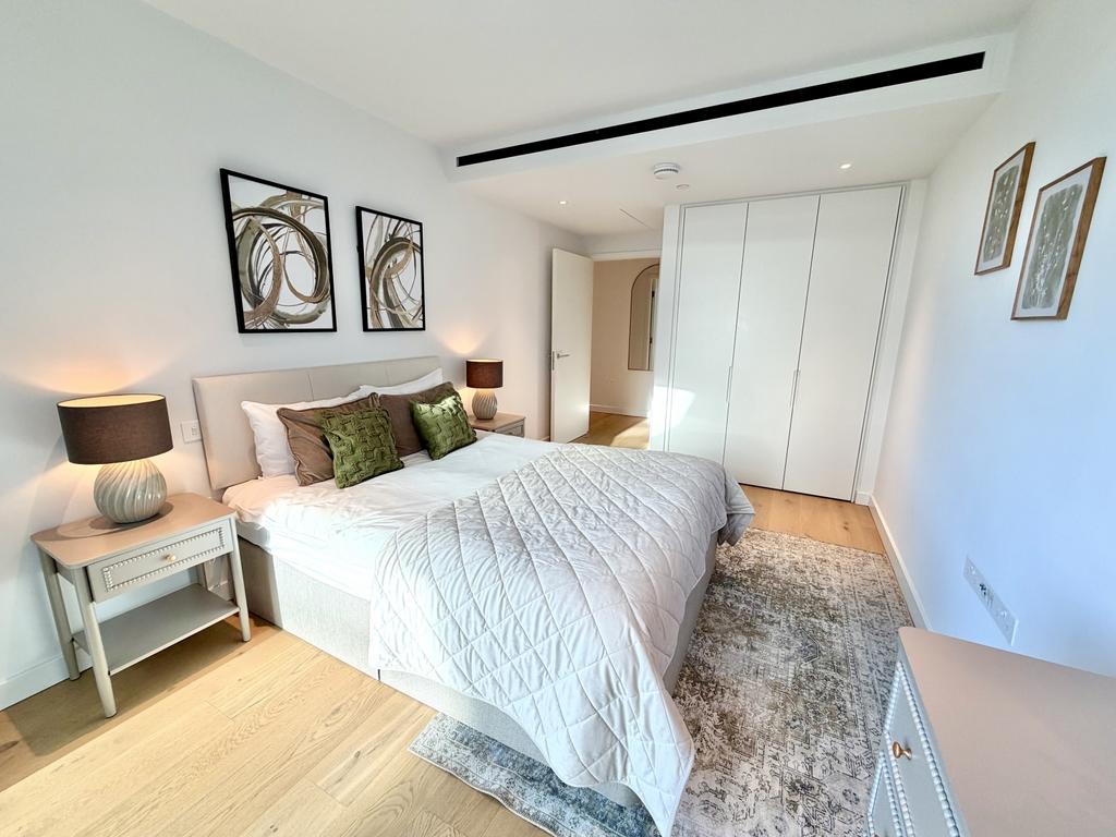 2nd Bedroom (2)
