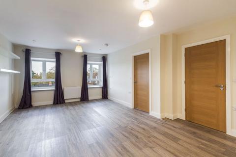 1 bedroom flat to rent, Guildgate House, High Street, Crowthorne, RG45