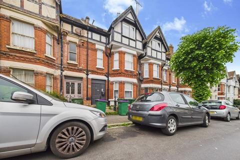 Cambridge Gardens, Folkestone