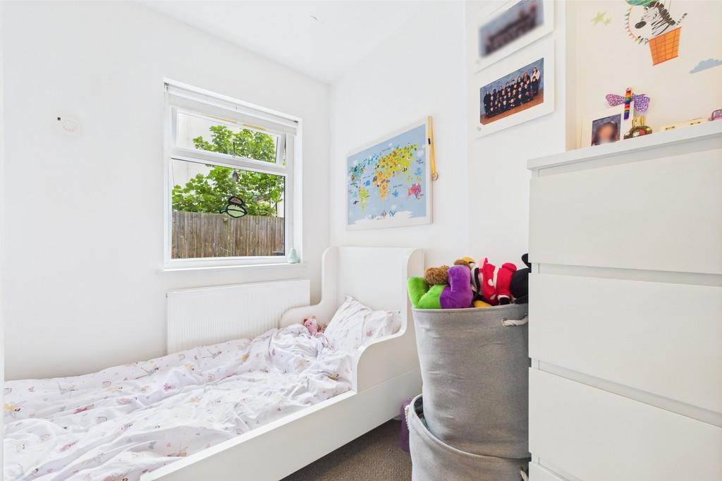 Cam01085 g0 pr0563 still009