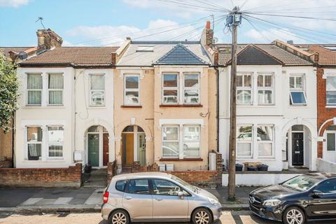 1 bedroom flat for sale, Fairlight Road, London SW17