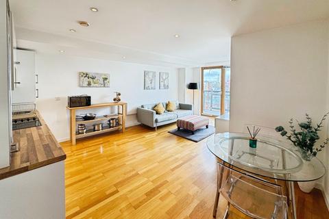 2 bedroom apartment for sale, The Gateway North