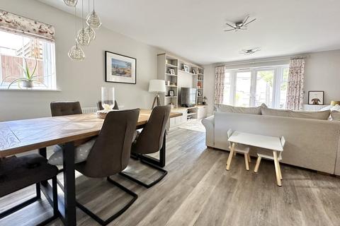 3 bedroom semi-detached house for sale, White Wood Vale, FRIMLEY GU16