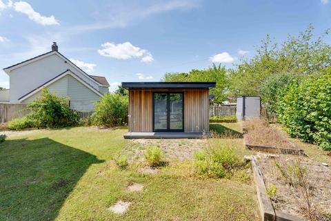 4 bedroom detached house for sale, Peacocks Close, Sudbury CO10