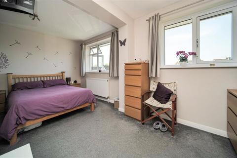 29 Ashley Close, Whitley, Melksham, SN12 8RJ