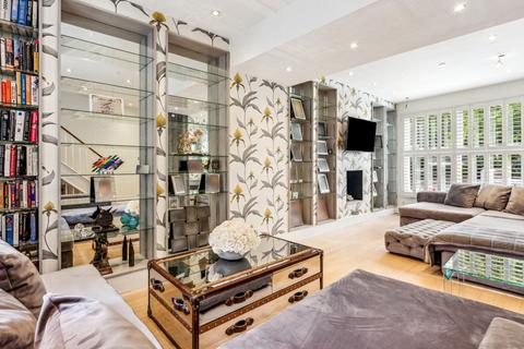 undefined, Westmoreland Terrace, London, SW1V