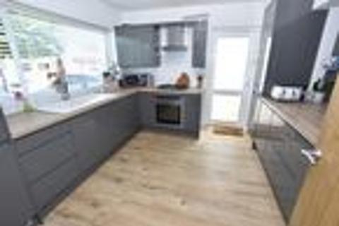 12 Beach Avenue, Birchington, CT7 9JS