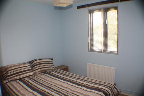 2 bedroom apartment to rent, Colnbrook