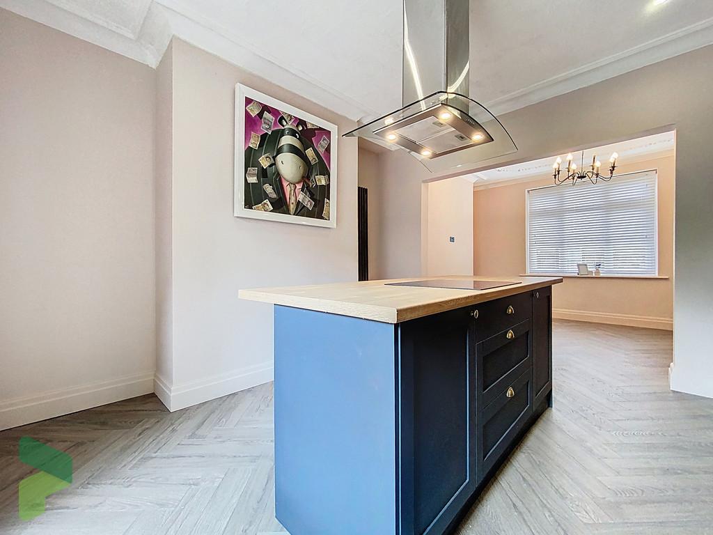 Fitted Breakfast Kitchen