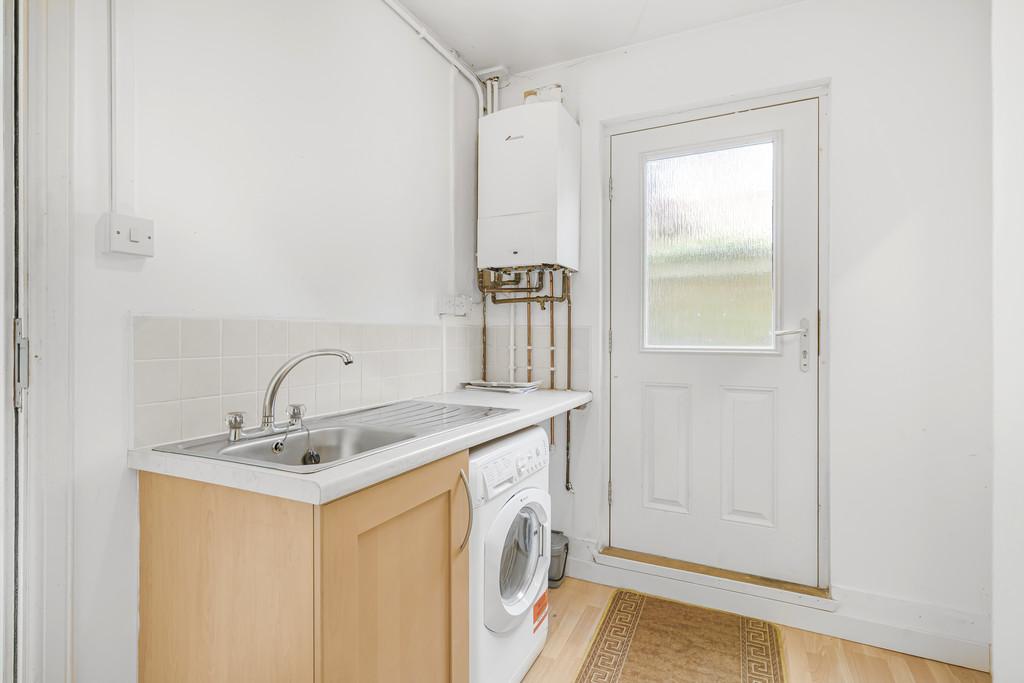 22 Sunnyside Avenue, Brightons FK2 0 GE (26)