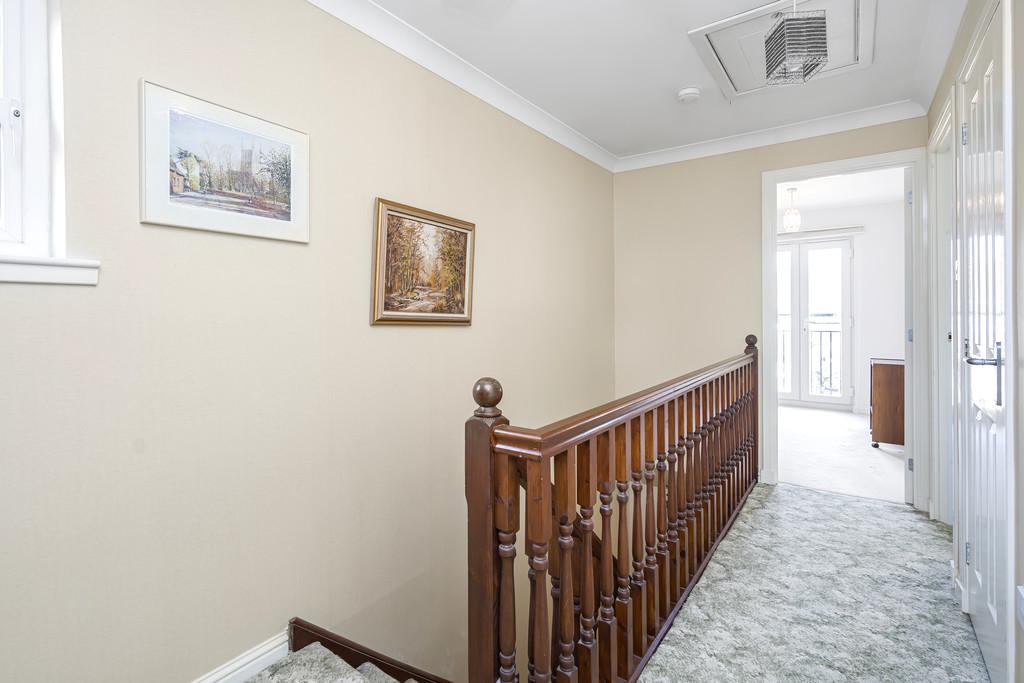 22 Sunnyside Avenue, Brightons FK2 0 GE (8)