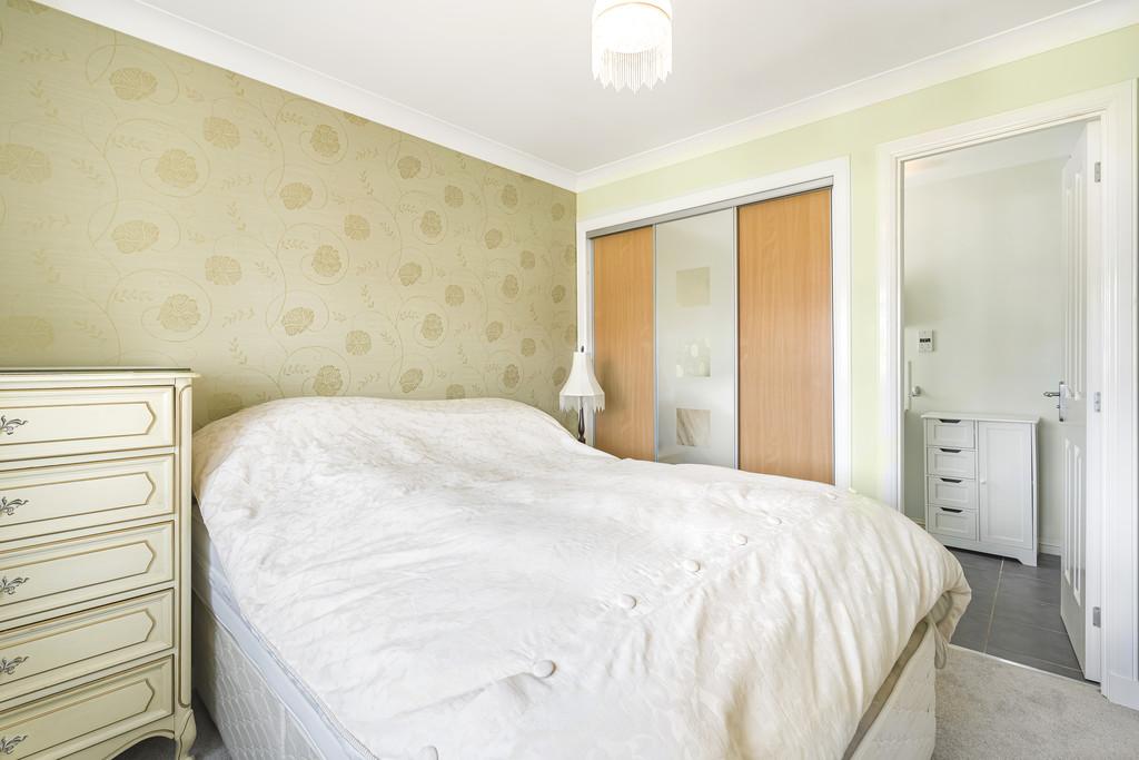 22 Sunnyside Avenue, Brightons FK2 0 GE (4)