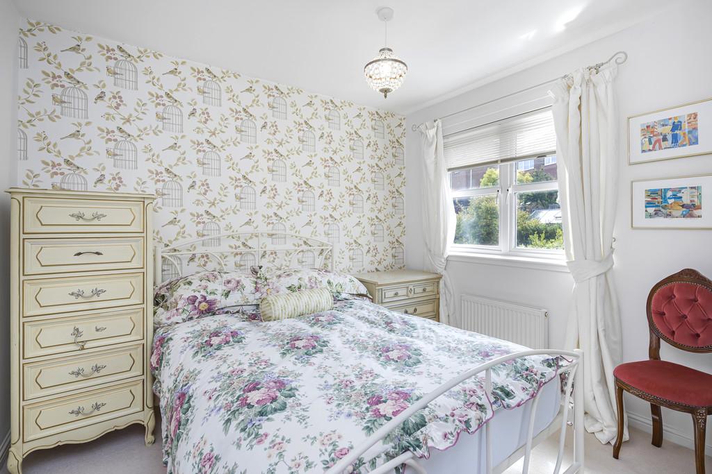 22 Sunnyside Avenue, Brightons FK2 0 GE (9)