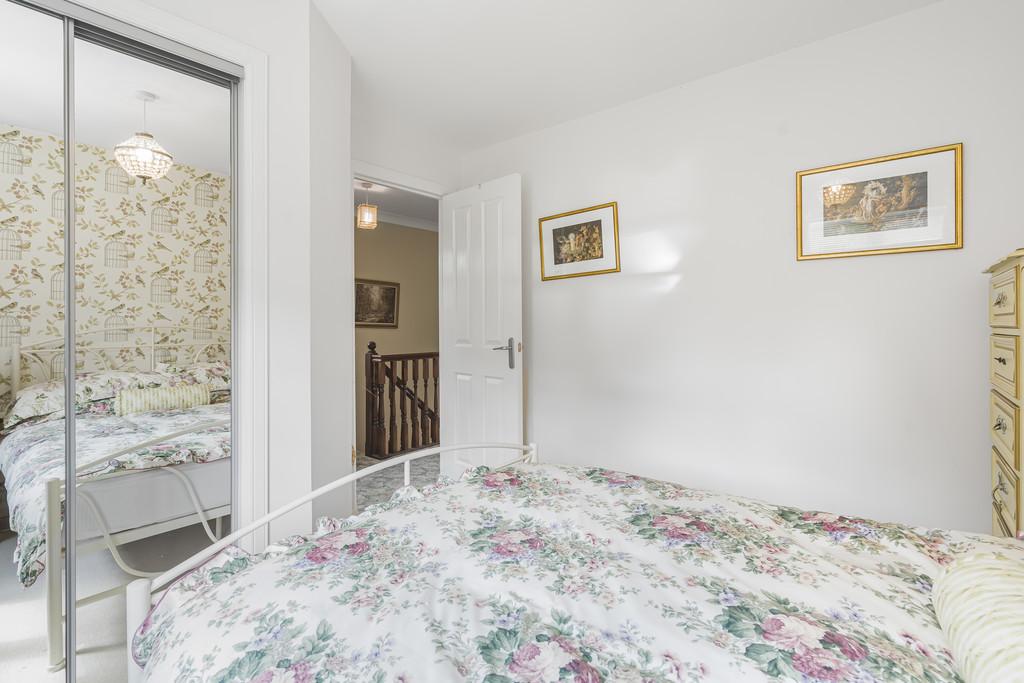 22 Sunnyside Avenue, Brightons FK2 0 GE (10)