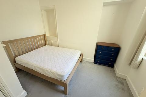 1 bedroom flat to rent, Glanmor Road, Uplands, Swansea