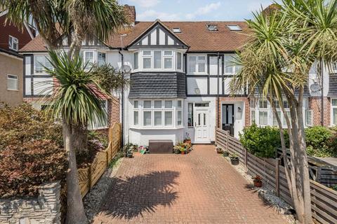 undefined, Wiltshire Gardens, Twickenham TW2