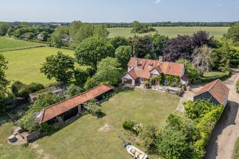 5 bedroom detached house for sale, The Street, Rushmere