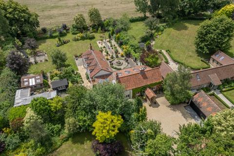 5 bedroom detached house for sale, Colton, Norwich