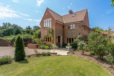 undefined, Reepham