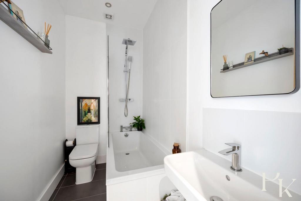 Abinger Road, 7-006.jpg