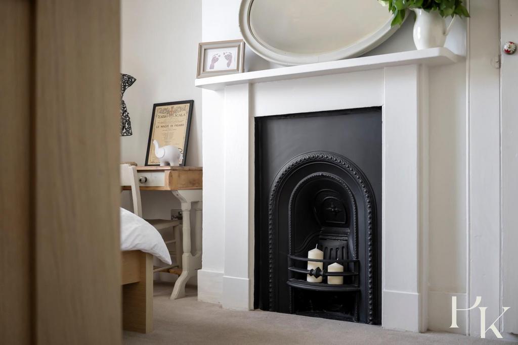 Abinger Road, 7-010.jpg