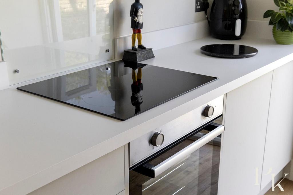 Abinger Road, 7-020.jpg