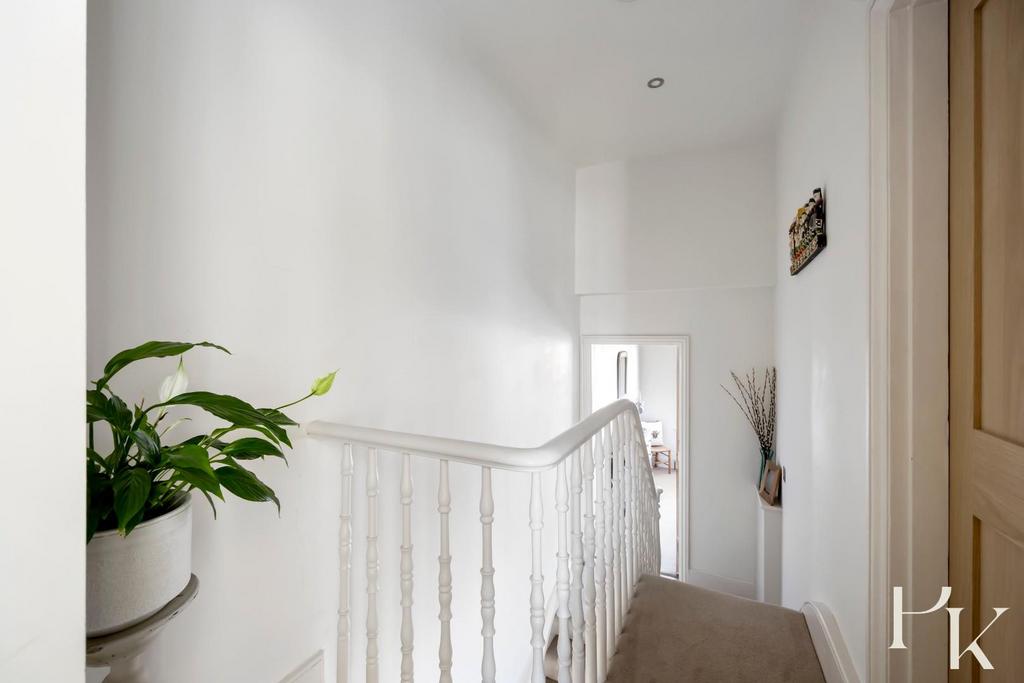 Abinger Road, 7-007.jpg