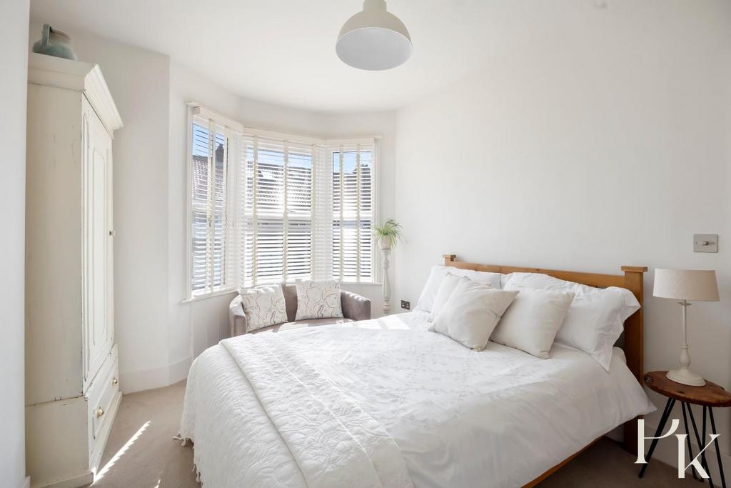 Abinger Road, 7-002.jpg