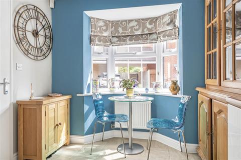 4 bedroom semi-detached house for sale, Allard Way, Saffron Walden CB11