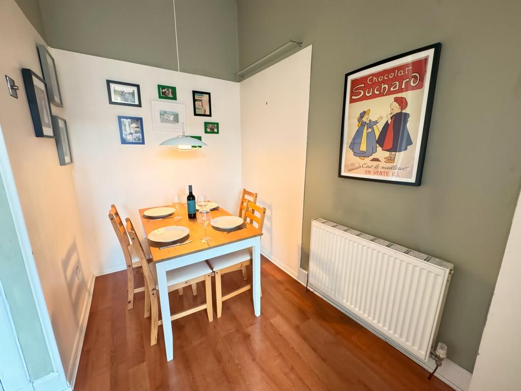 Dining 1