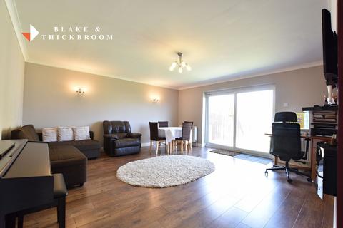 3 bedroom detached bungalow to rent, Point Clear Road, St Osyth, Clacton-on-Sea