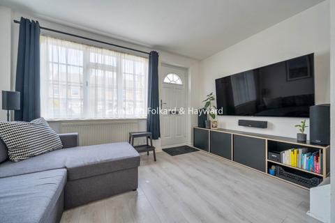 1 Langley Gardens, Bromley, BR2 9TX