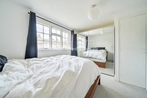 1 Langley Gardens, Bromley, BR2 9TX