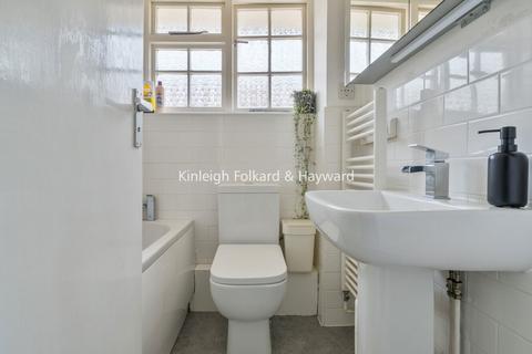 1 Langley Gardens, Bromley, BR2 9TX