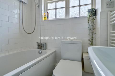 1 Langley Gardens, Bromley, BR2 9TX