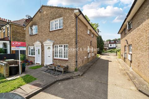 1 Langley Gardens, Bromley, BR2 9TX