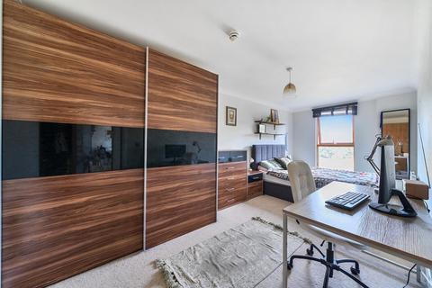 Flat 9, 11 Robsart Street, London, SW9 0AE