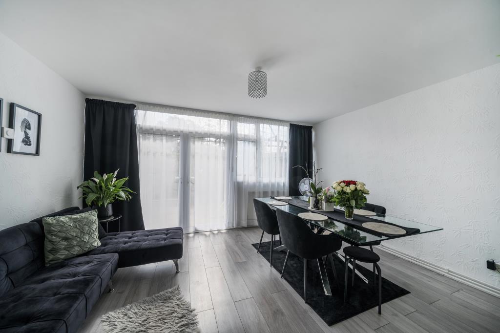Reception/Dining Area