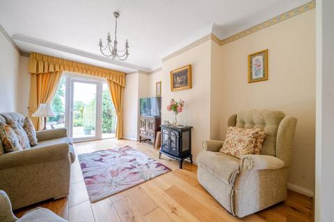 3 bedroom semi-detached house for sale, Crouch Croft, London SE9