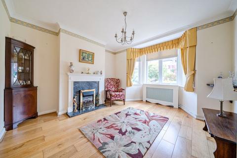 3 bedroom semi-detached house for sale, Crouch Croft, London SE9