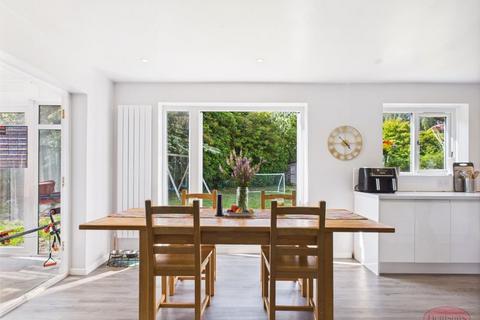 4 bedroom detached house for sale, Donnington Drive, Mudeford