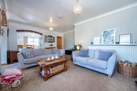 4 bedroom detached house for sale, Fenway Cottage, Canister Lane, Gipsey Bridge