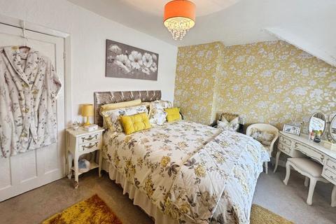 3 bedroom semi-detached house for sale, Goldsmith Road, Walsall, WS3 1DL