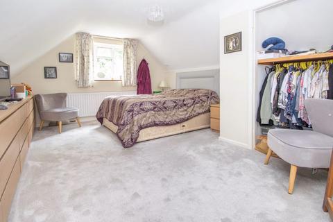 undefined, Marchwood