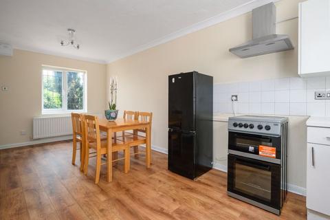 1 bedroom terraced house for sale, Sunbury Lane, Walton-On-Thames