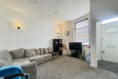 2 bedroom terraced house for sale, Albert Street, Bury