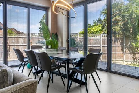 undefined, The Gateways, Goffs Oak EN7